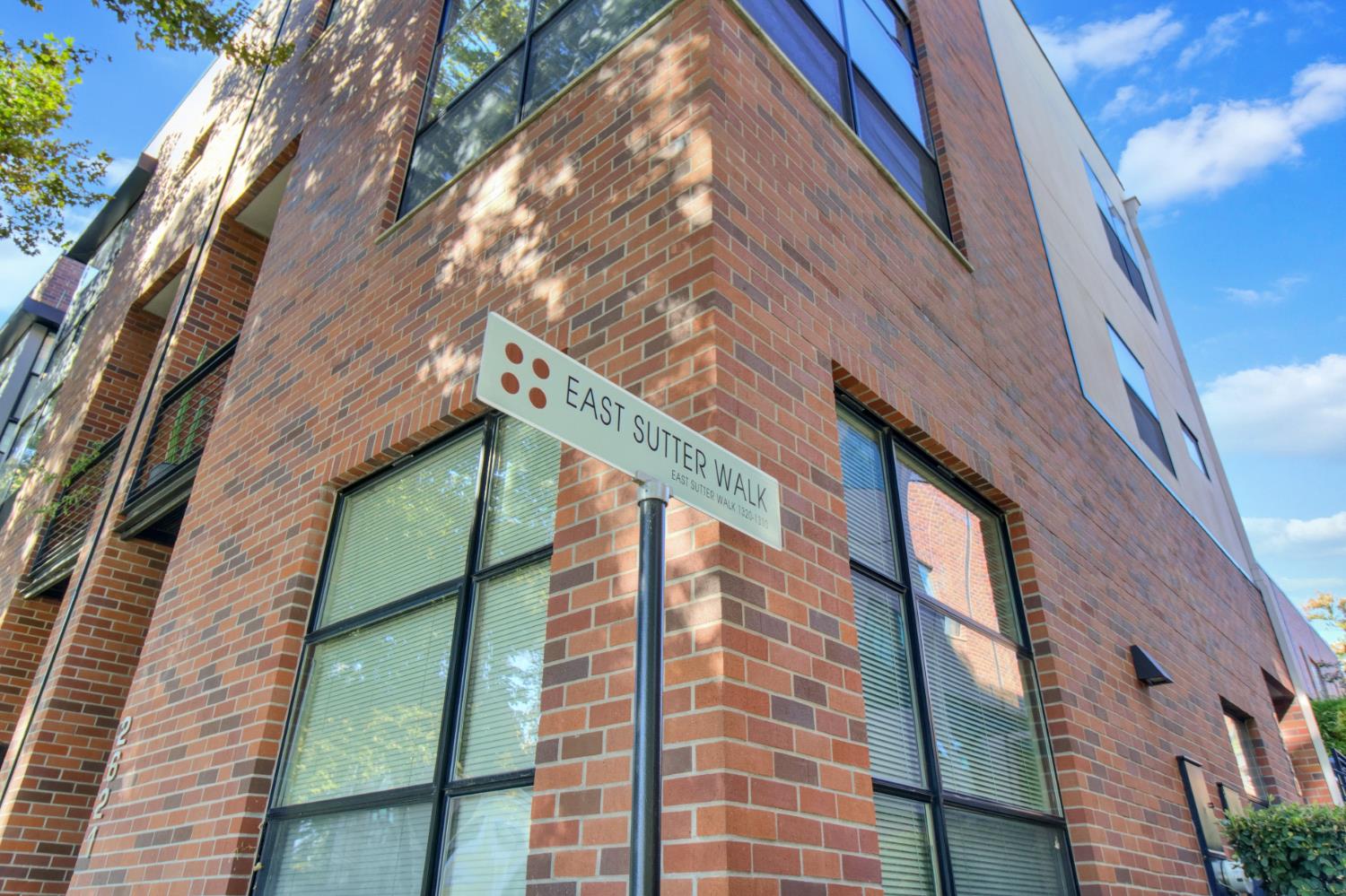 1323 East Sutter Walk