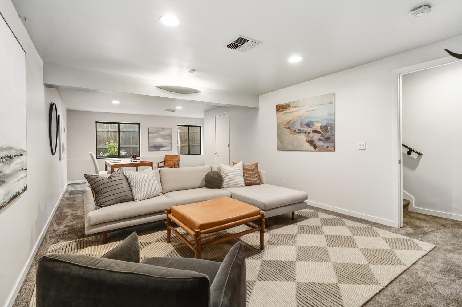 1323 East Sutter Walk