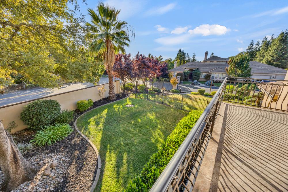 9101 Sunset Avenue