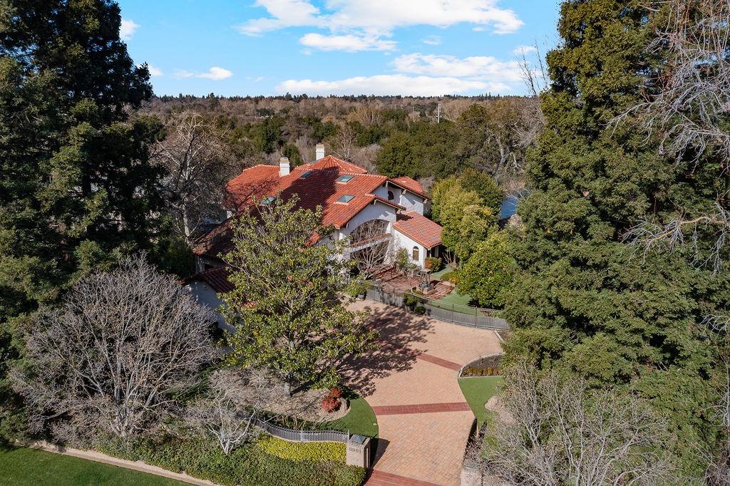 9801 Mira Del Rio Drive