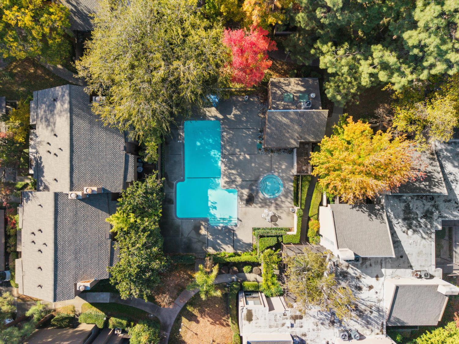 608 Woodside Sierra 1