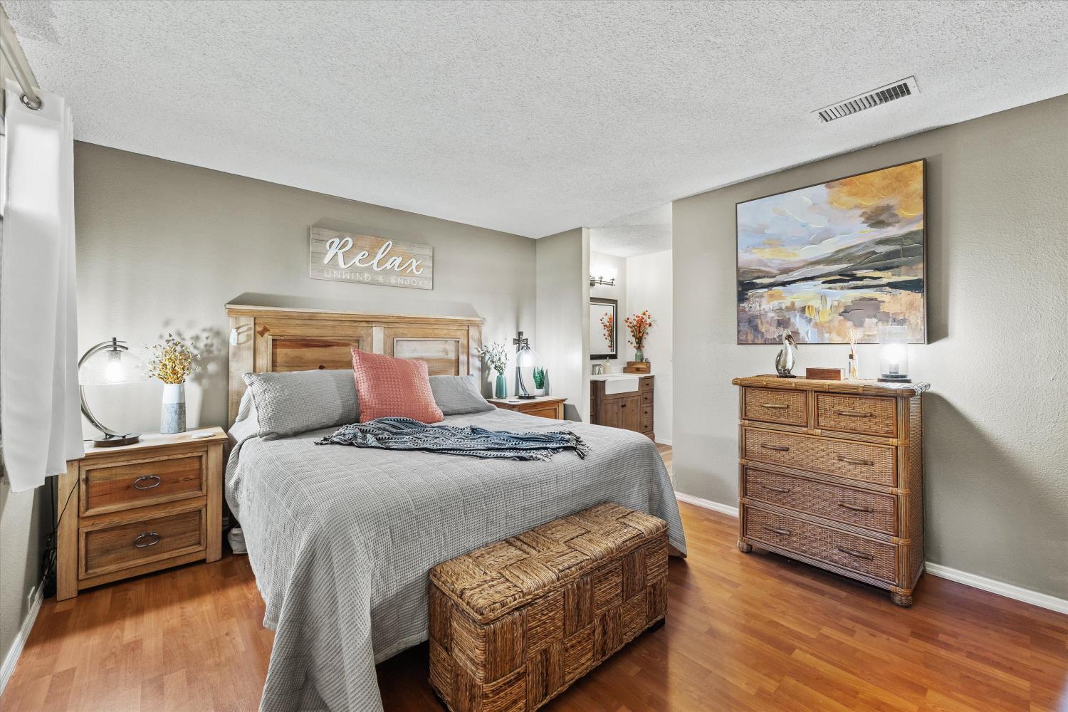 608 Woodside Sierra 1