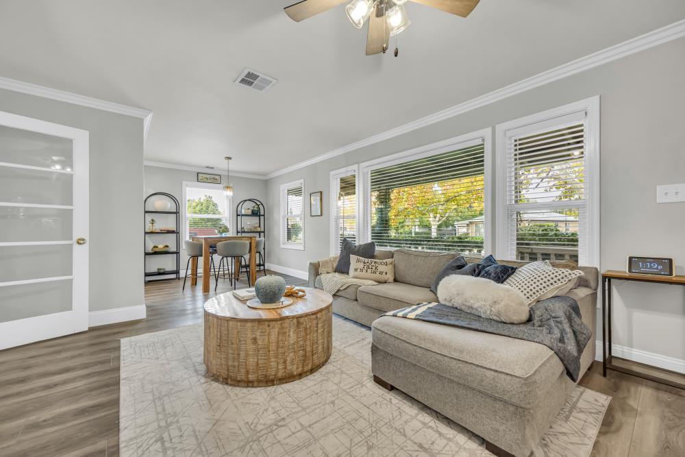4912 Virginia Way