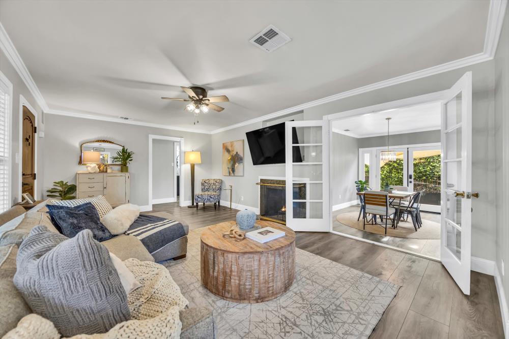 4912 Virginia Way