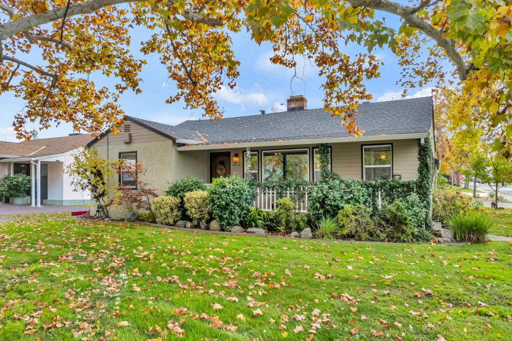 4912 Virginia Way