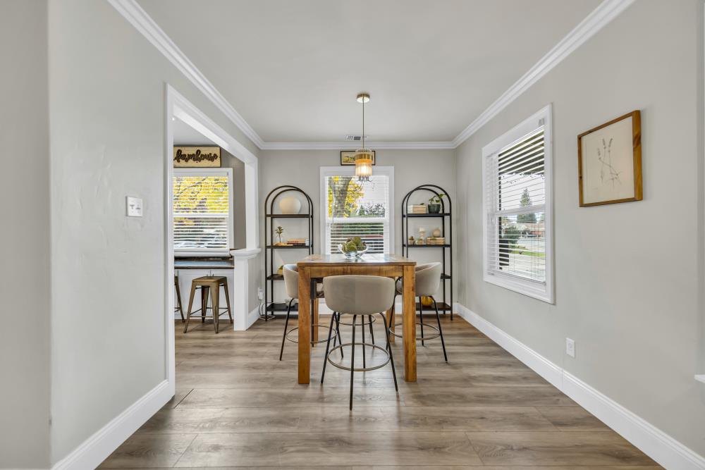 4912 Virginia Way