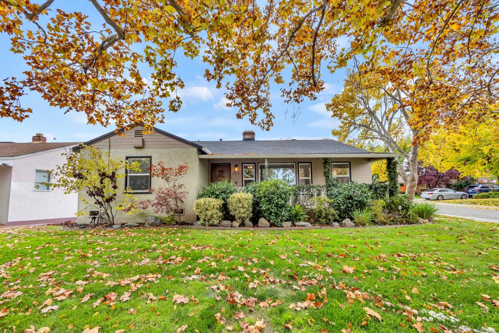 4912 Virginia Way