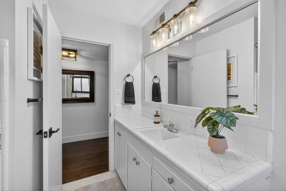 2910 Huntington Road