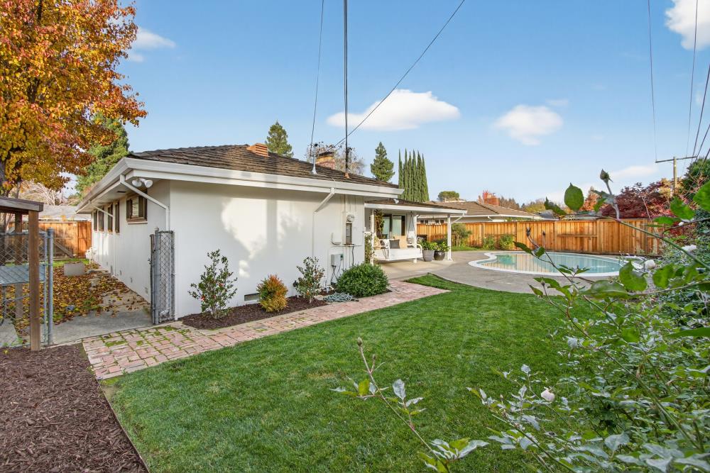 2910 Huntington Road