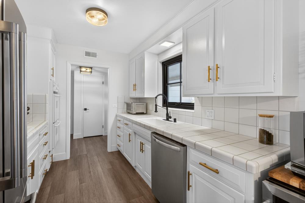 2910 Huntington Road