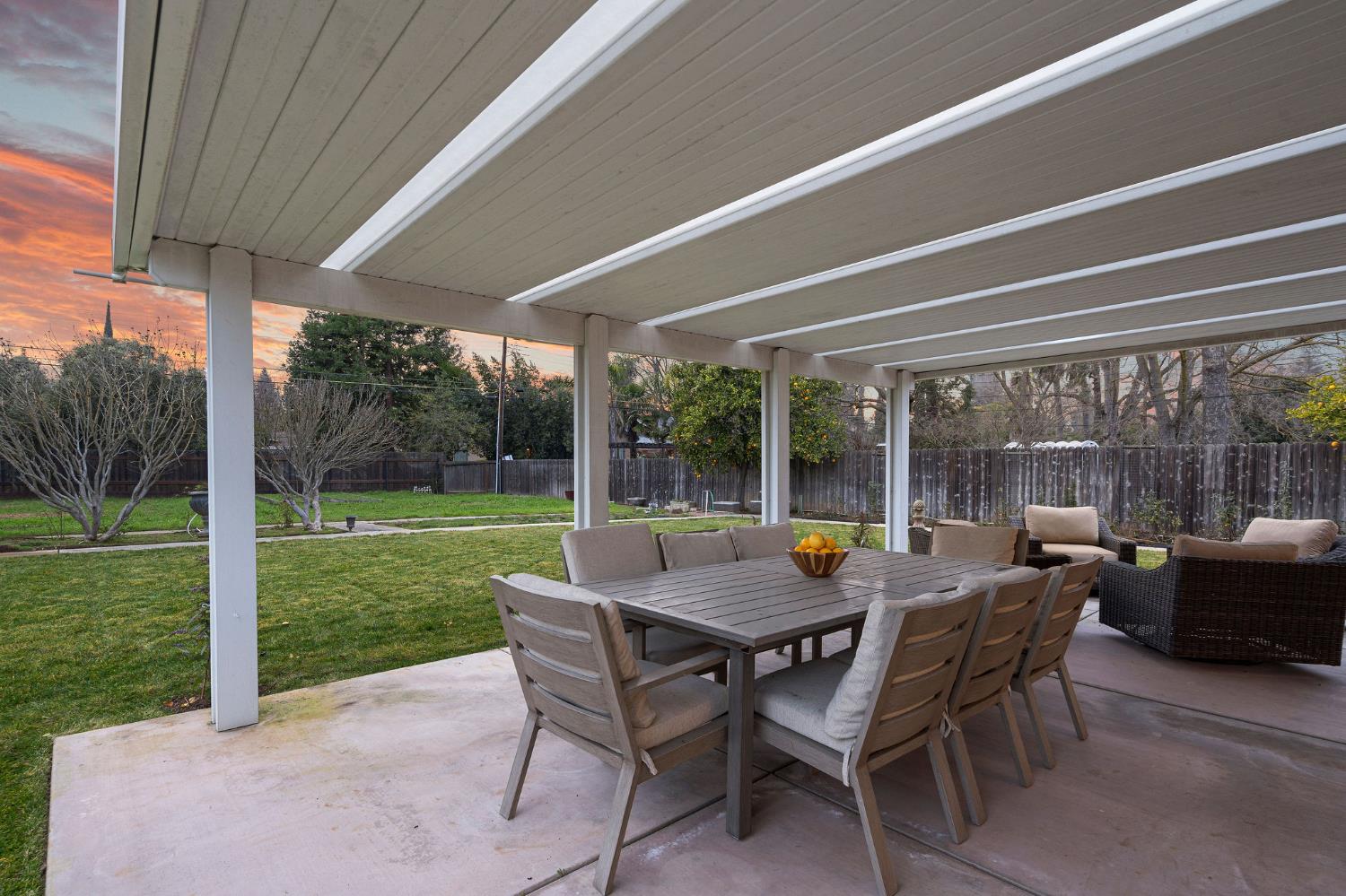 1507 Los Molinos Way