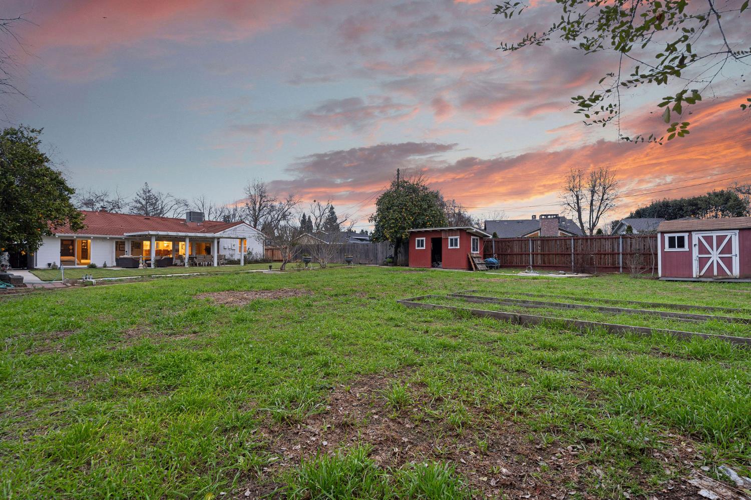 1507 Los Molinos Way