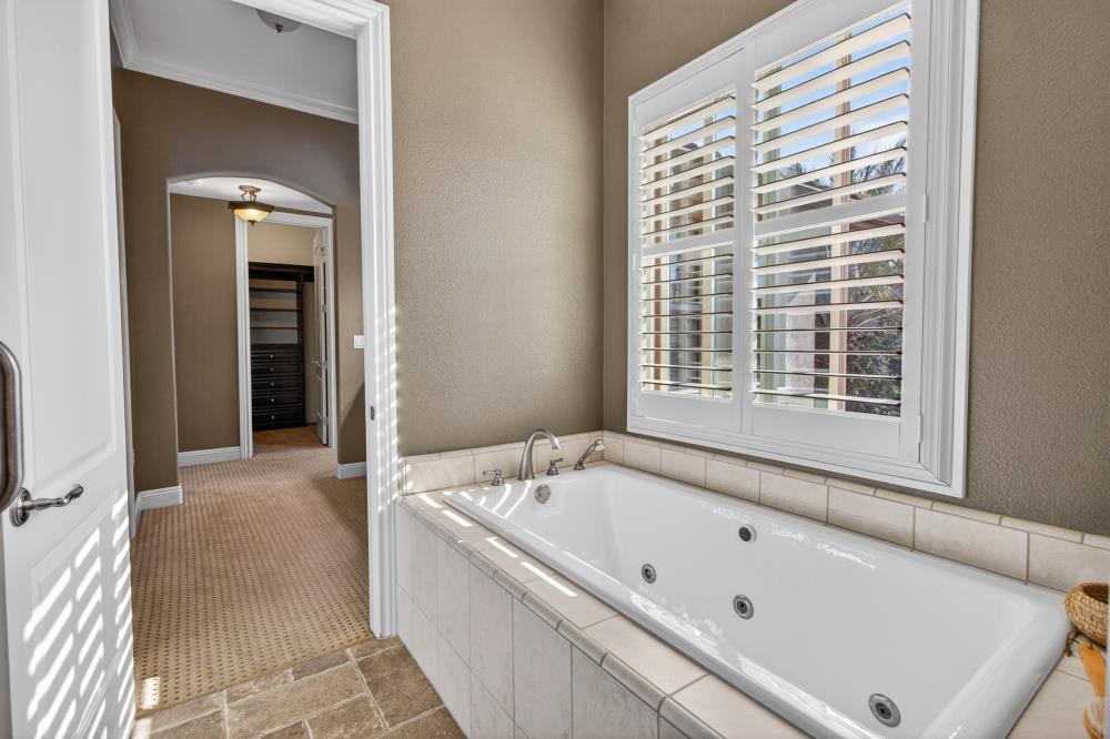 2430 Pavilions Place Lane 406