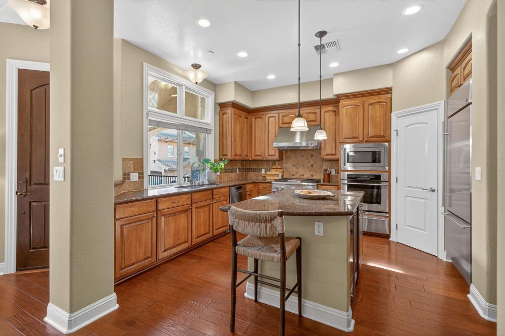 2430 Pavilions Place Lane 406