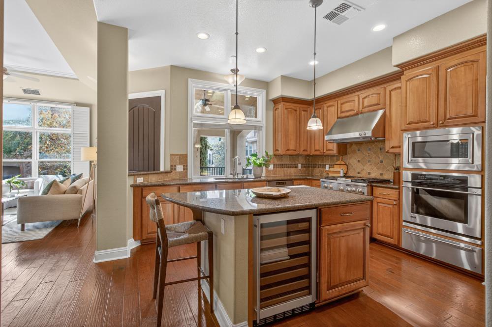 2430 Pavilions Place Lane 406