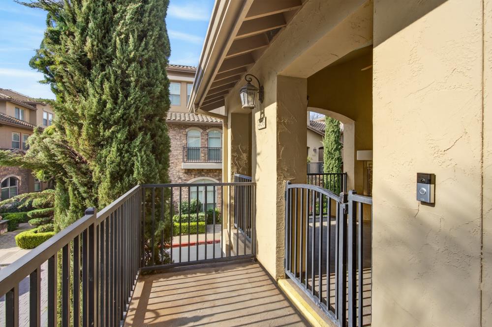 2430 Pavilions Place Lane 406