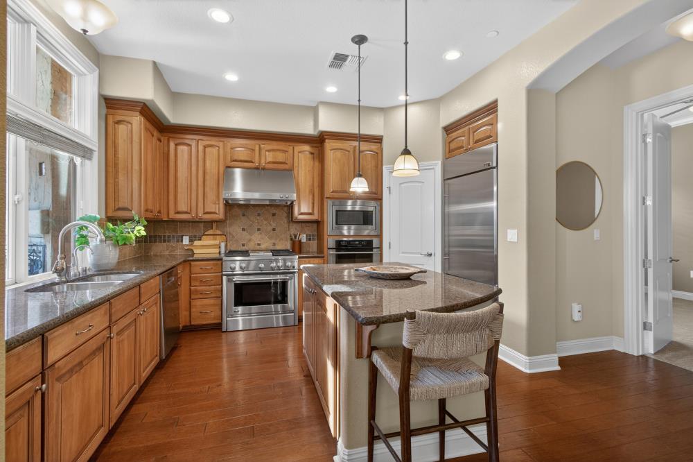 2430 Pavilions Place Lane 406