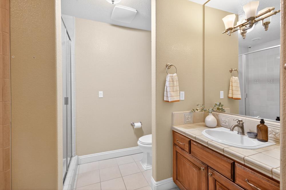 2430 Pavilions Place Lane 406