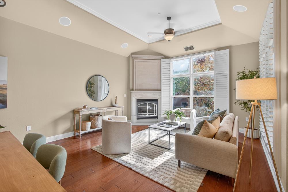 2430 Pavilions Place Lane 406