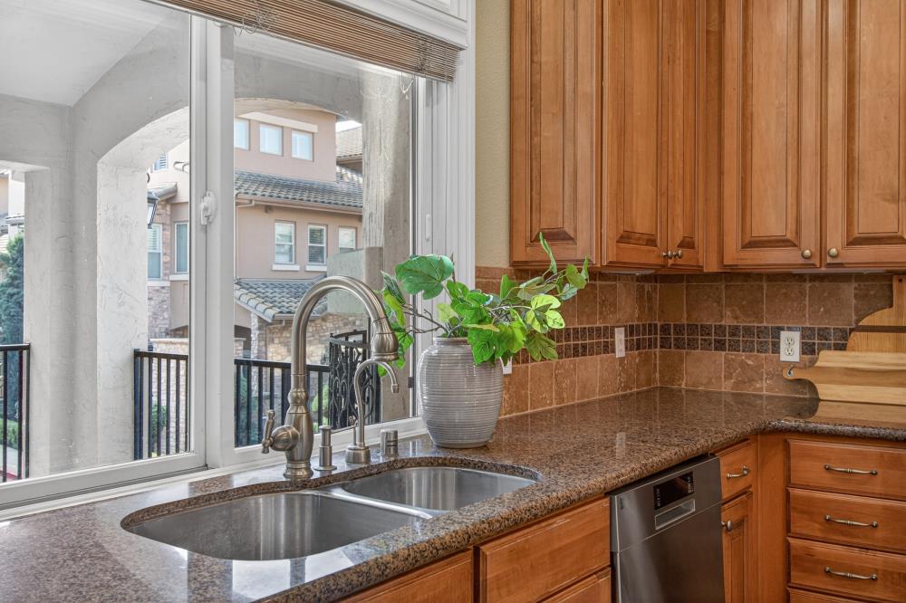 2430 Pavilions Place Lane 406