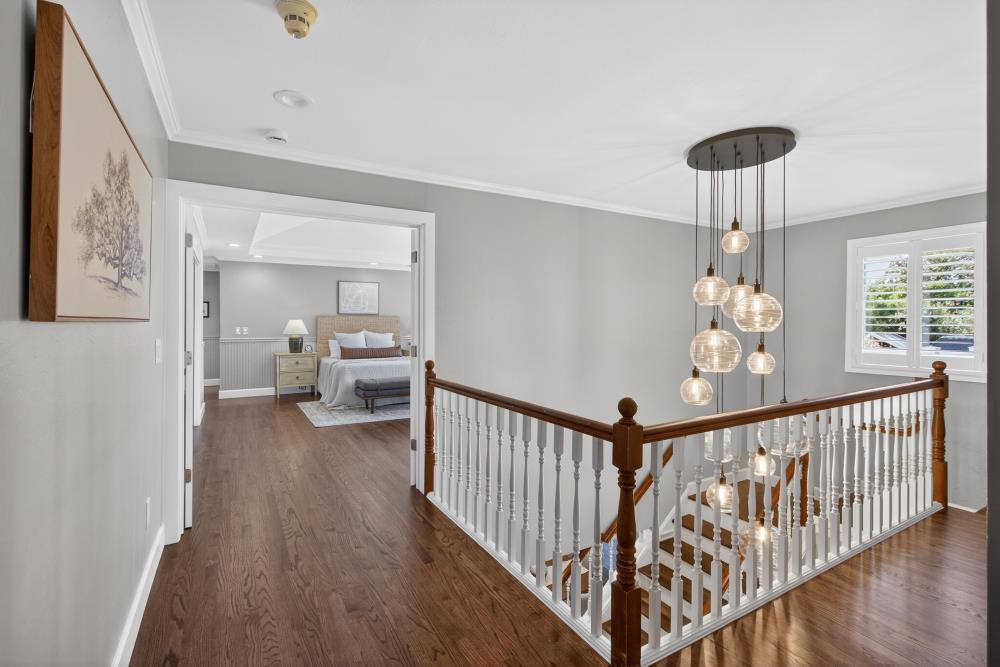 915 Coronado Boulevard