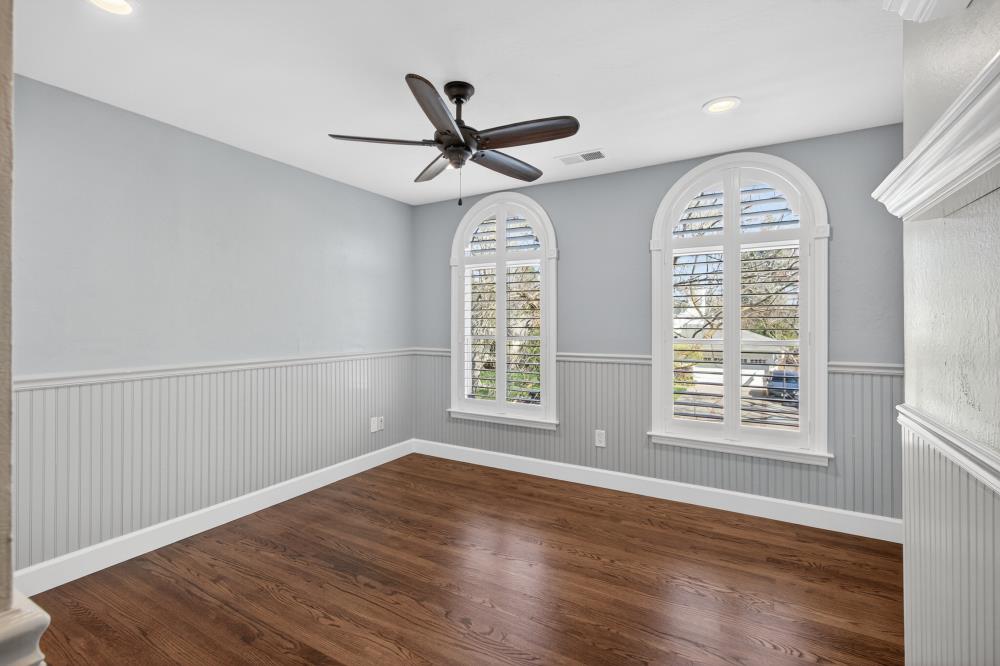 915 Coronado Boulevard