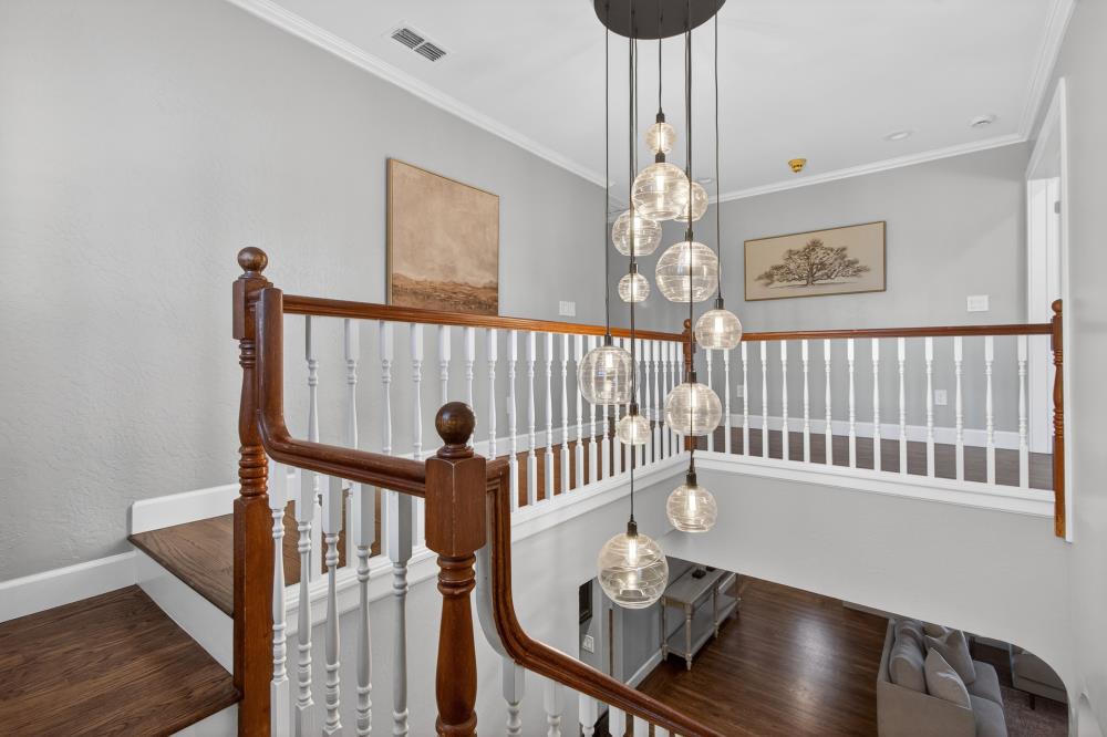 915 Coronado Boulevard