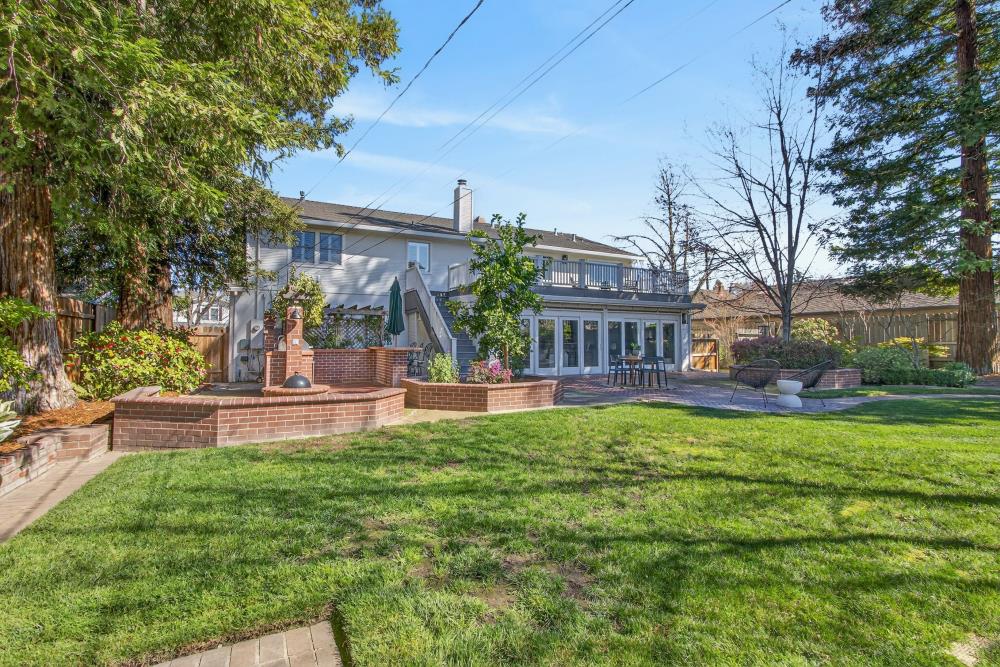 915 Coronado Boulevard