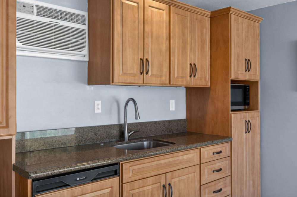 915 Coronado Boulevard