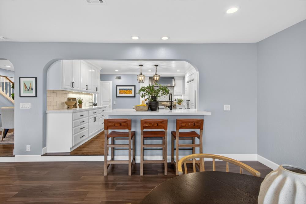 915 Coronado Boulevard