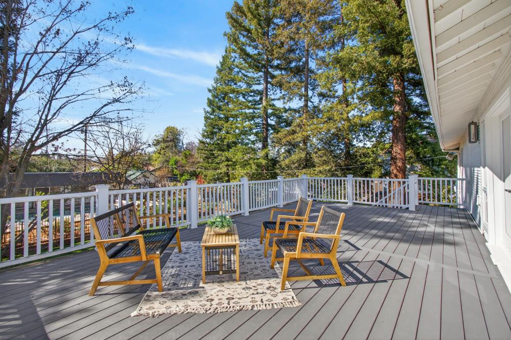 915 Coronado Boulevard