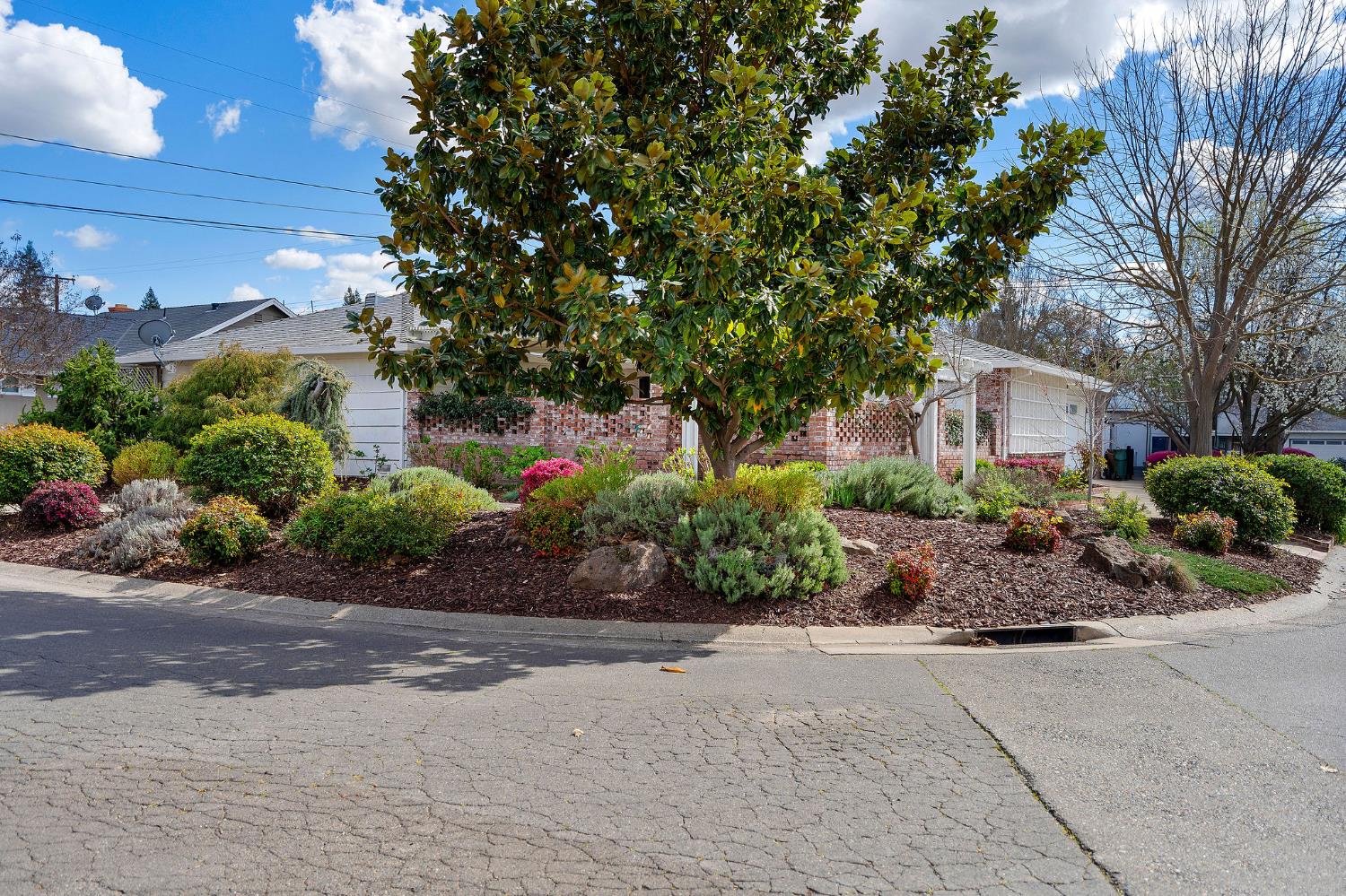 2110 Saint Marks Way