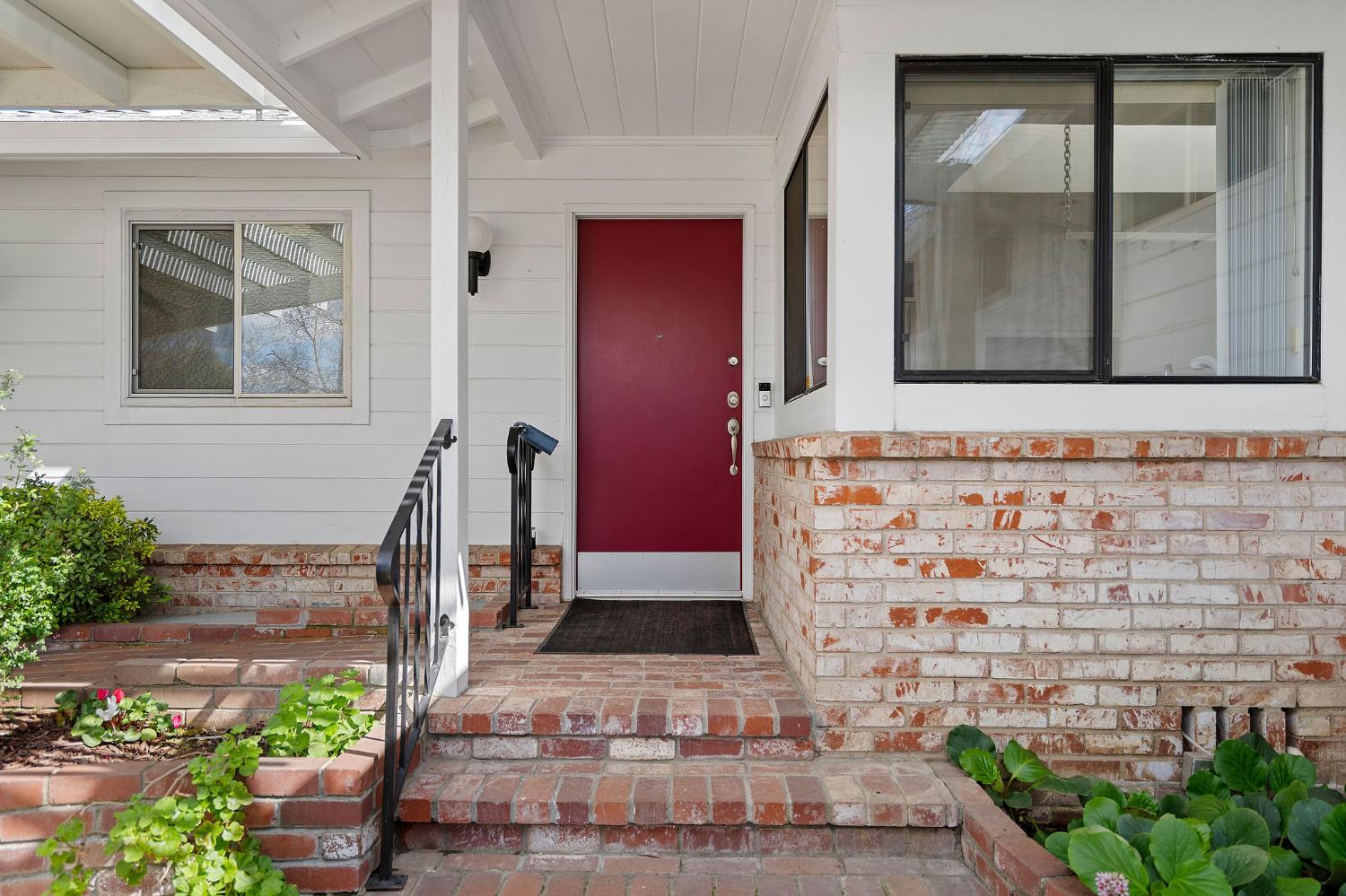 2110 Saint Marks Way