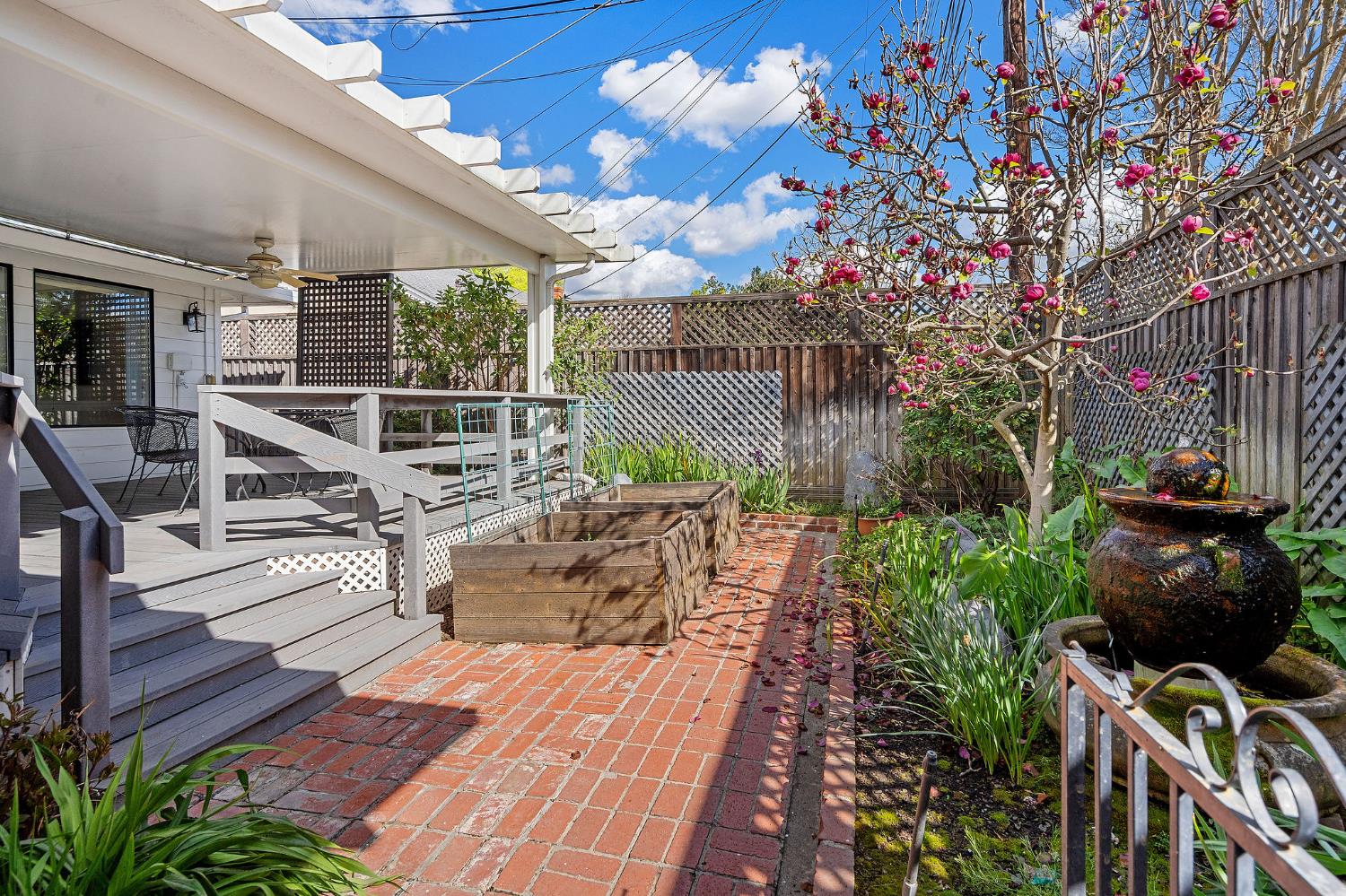 2110 Saint Marks Way