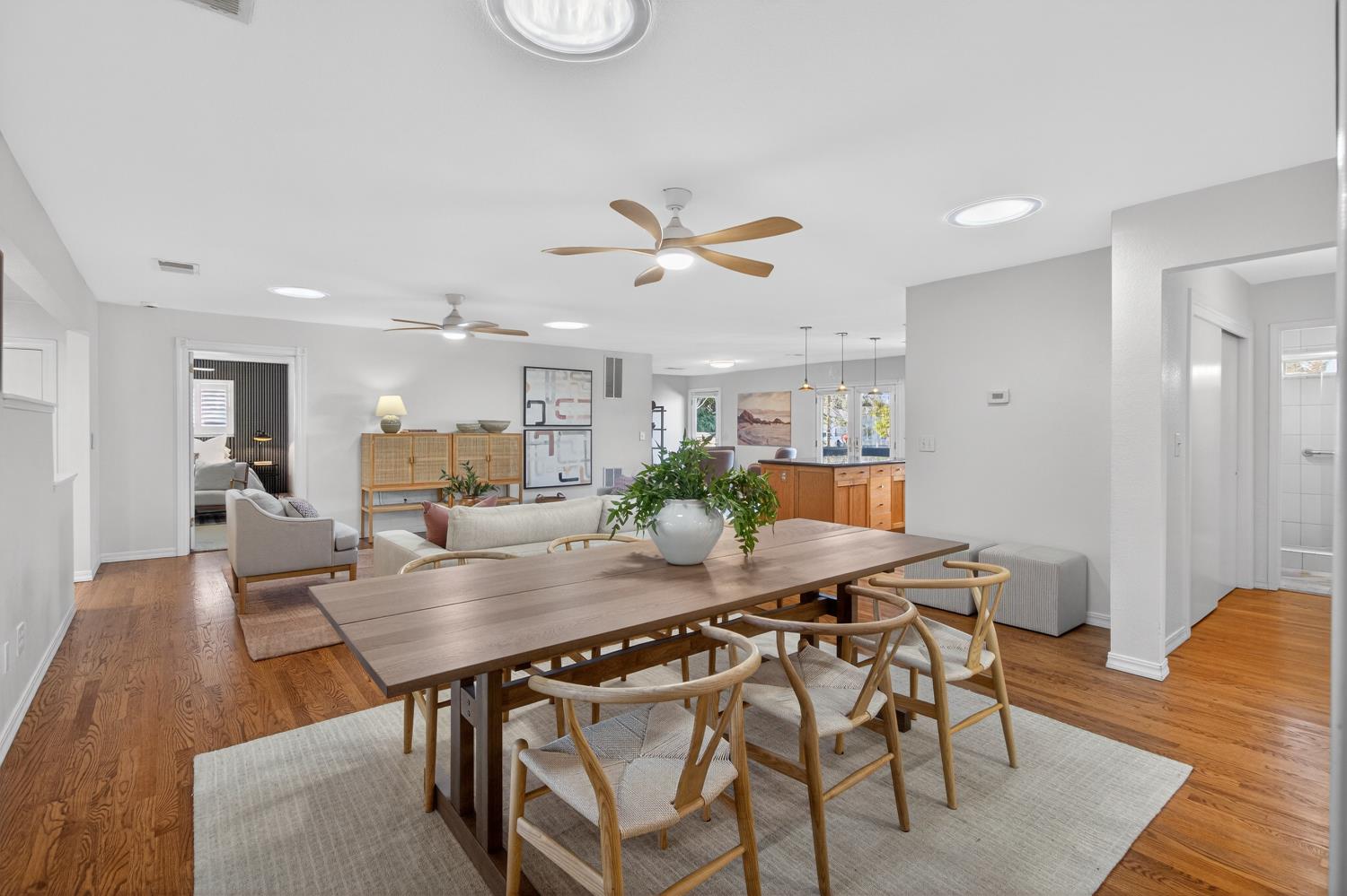 3414 Marshall Avenue