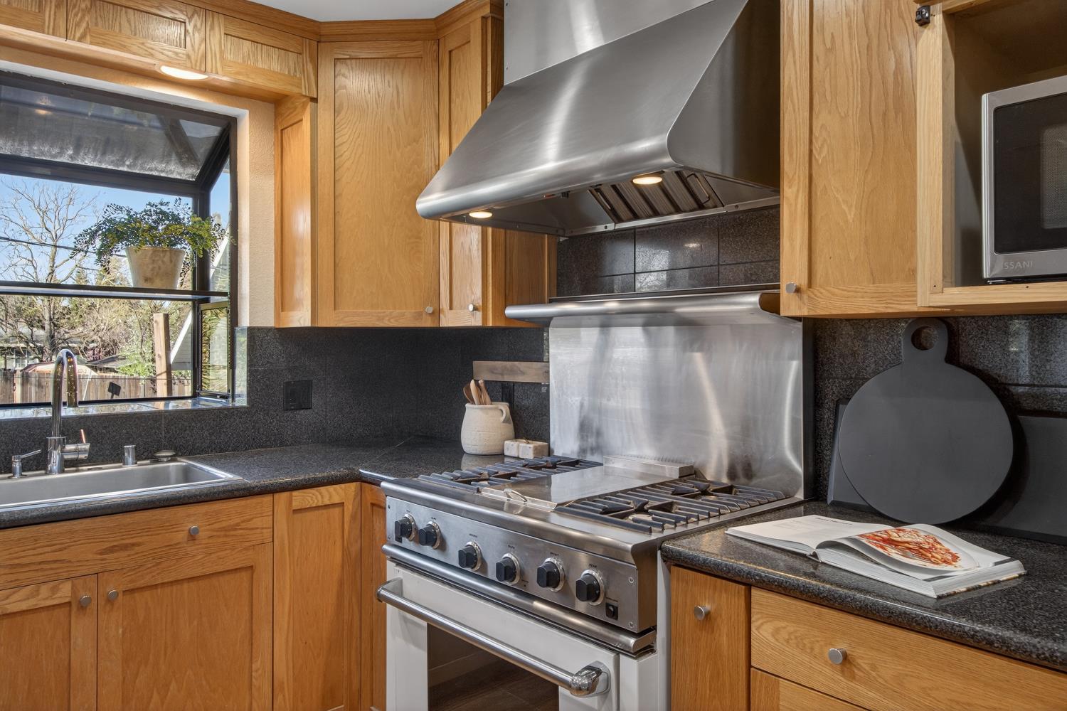 3414 Marshall Avenue