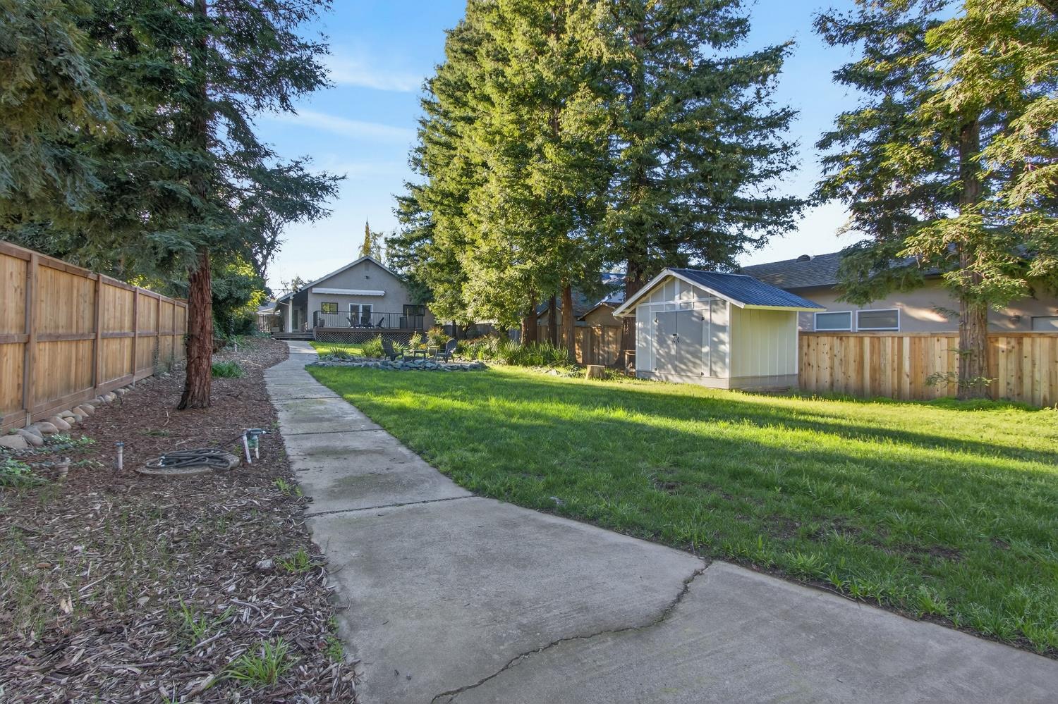 3414 Marshall Avenue