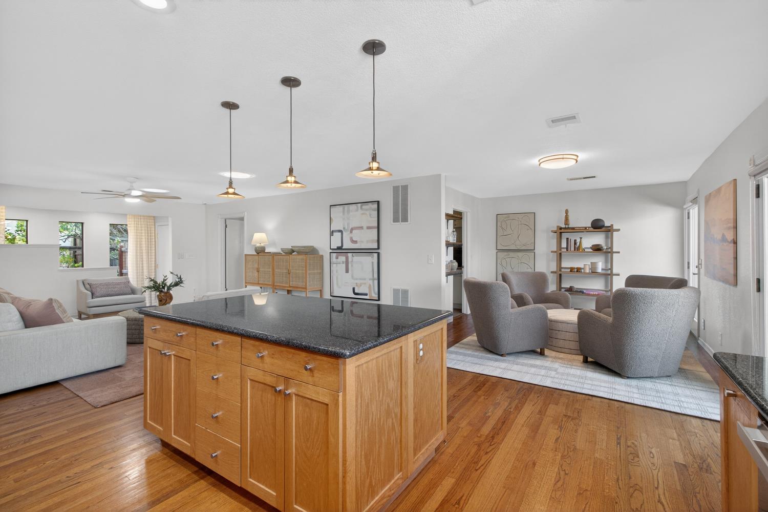 3414 Marshall Avenue