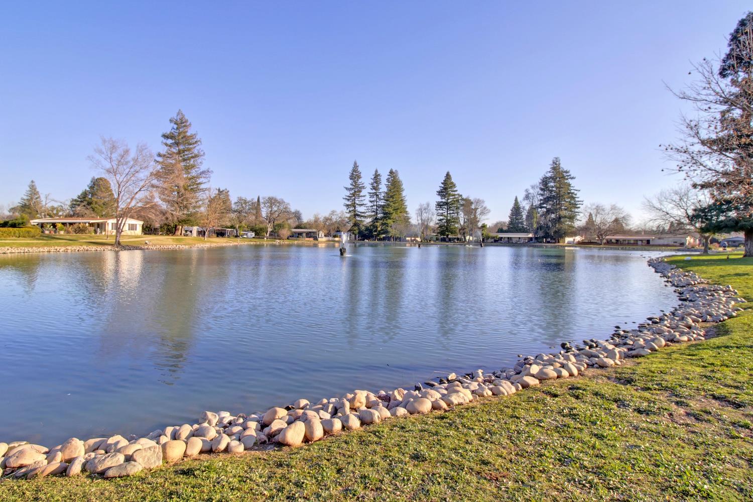 6637 Grosse Point Court