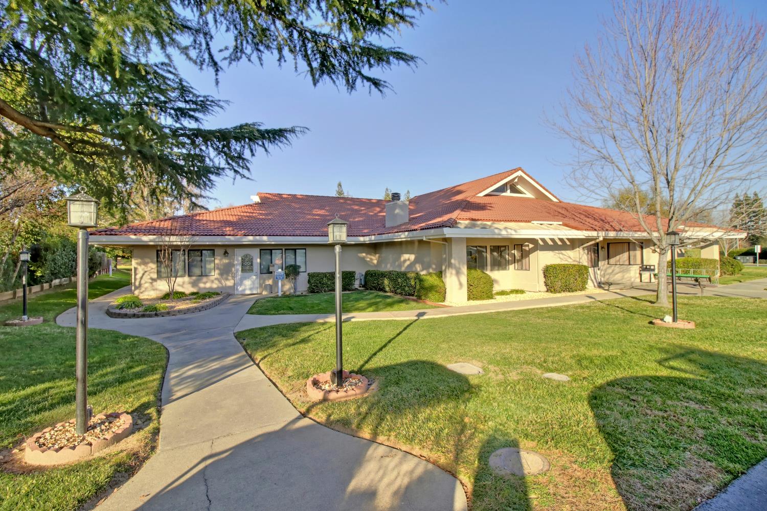 6637 Grosse Point Court