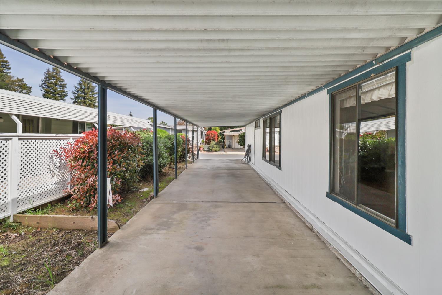 6637 Grosse Point Court