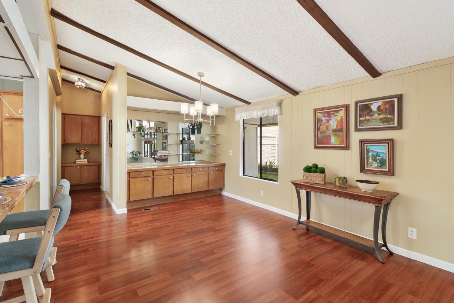 6637 Grosse Point Court