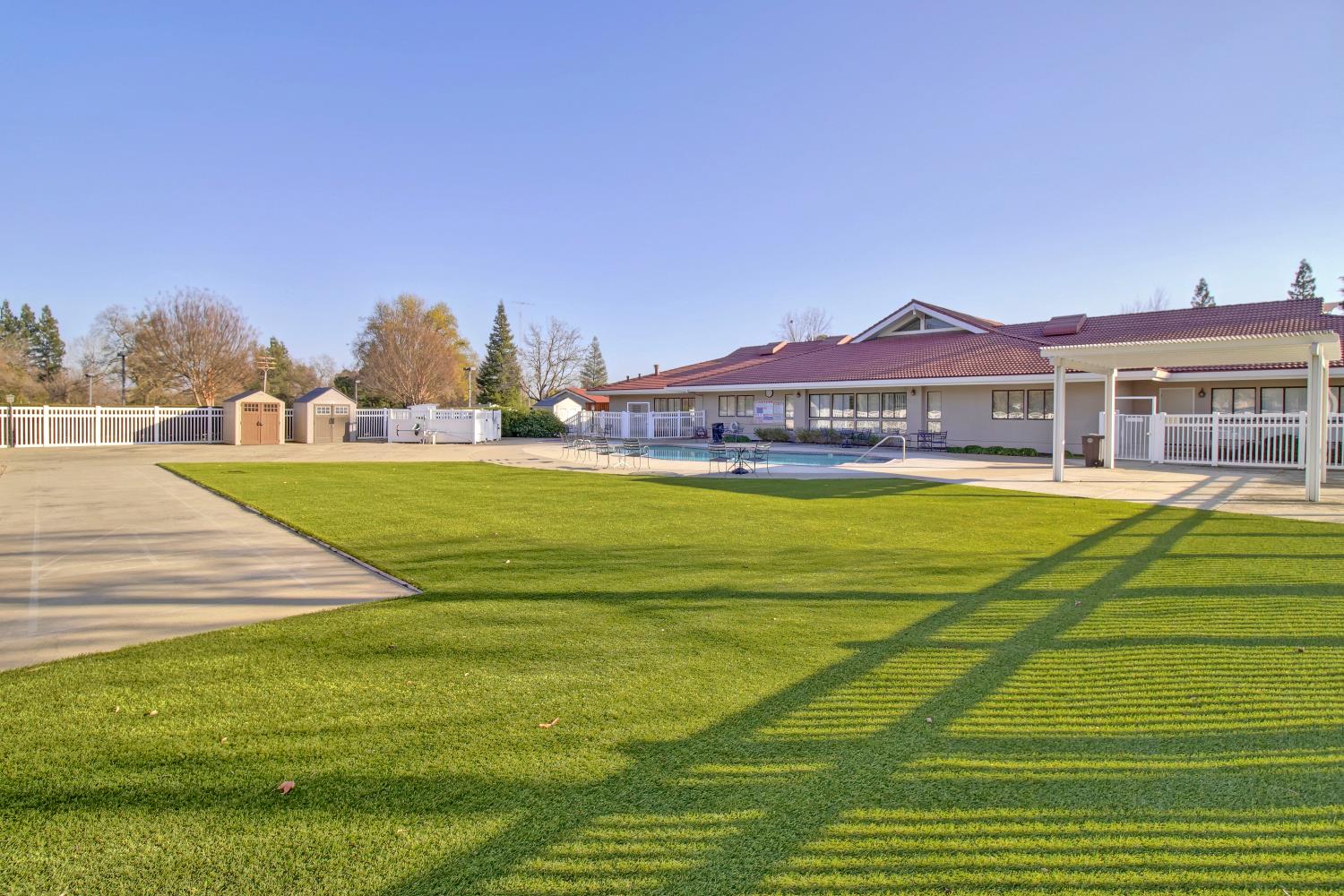 6637 Grosse Point Court