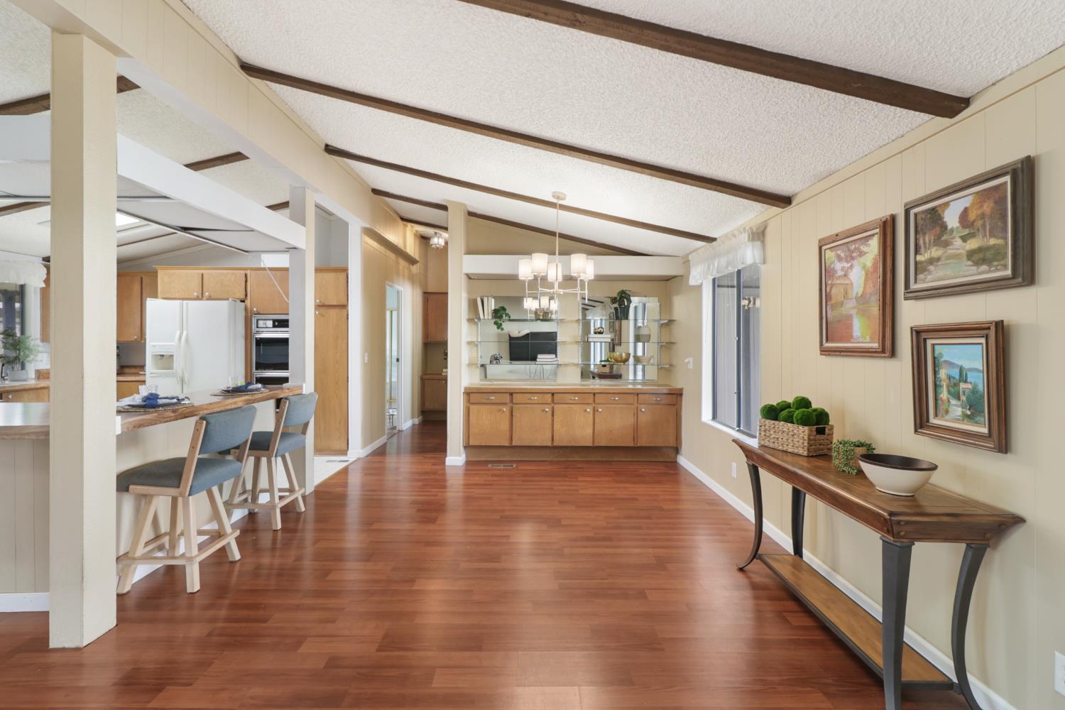 6637 Grosse Point Court