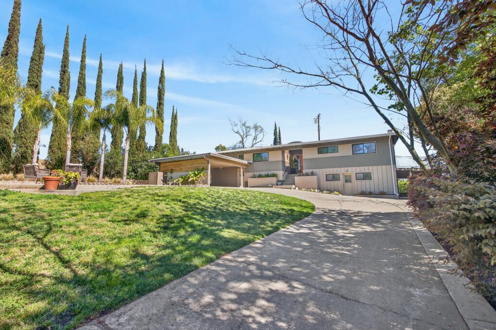 3937 Orangewood Drive