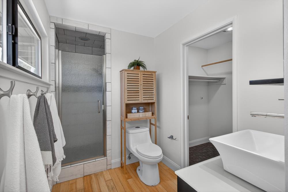 3937 Orangewood Drive