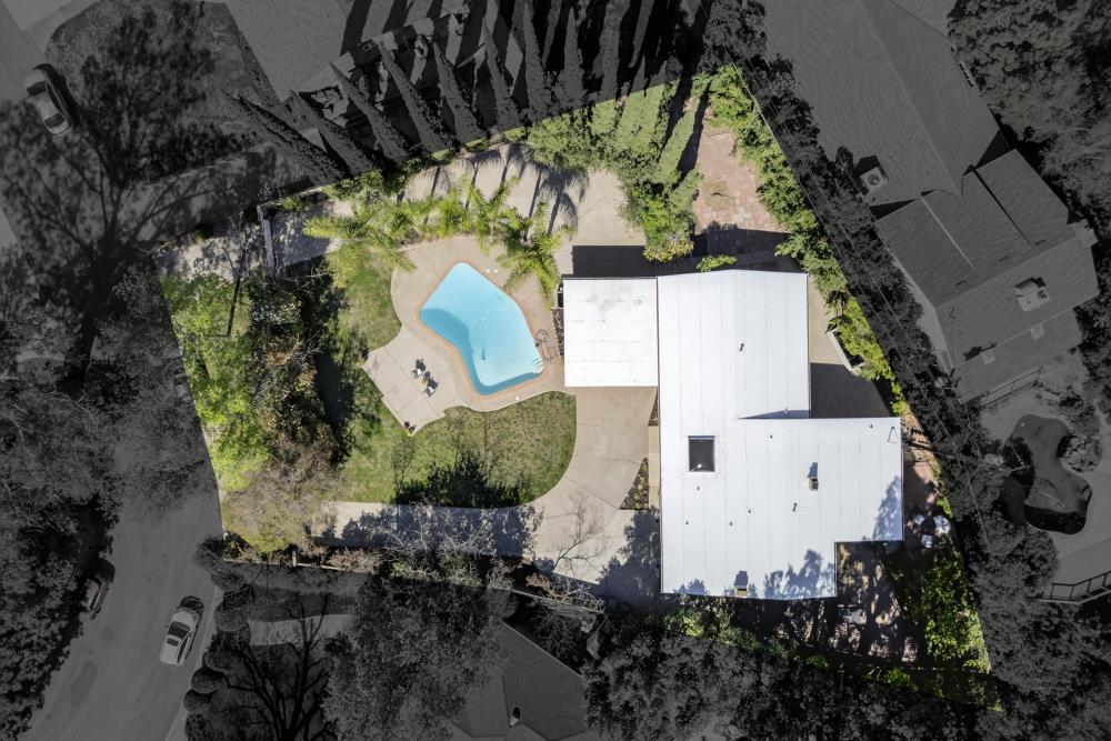 3937 Orangewood Drive