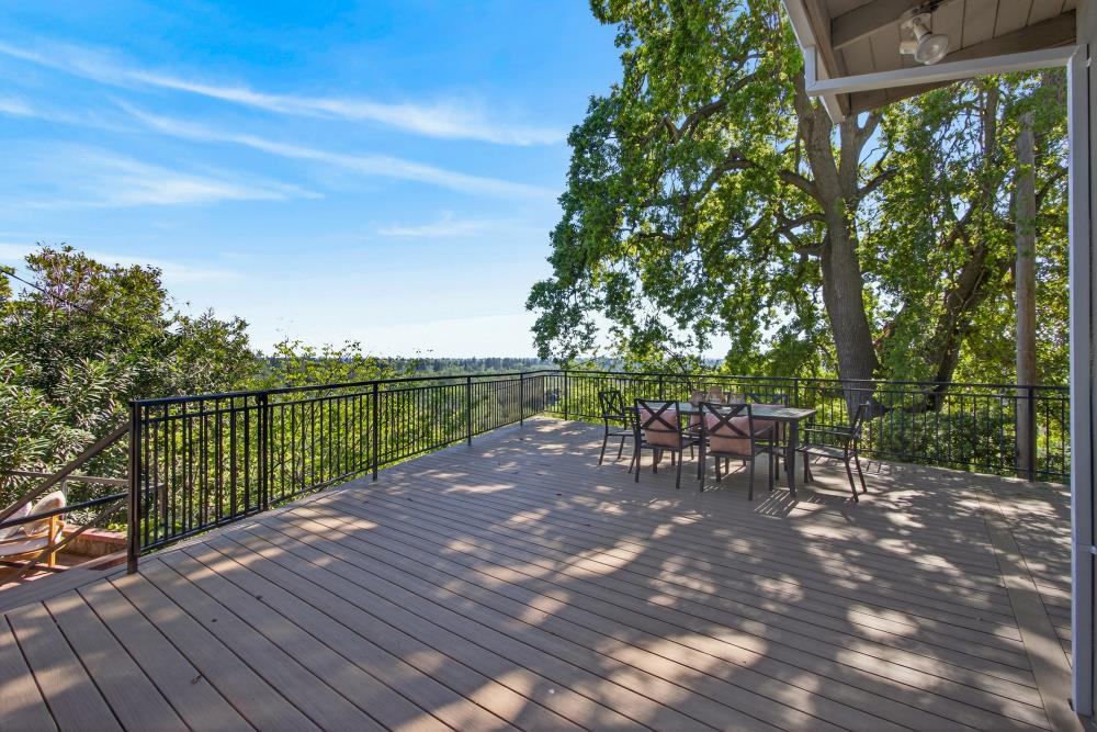 3937 Orangewood Drive