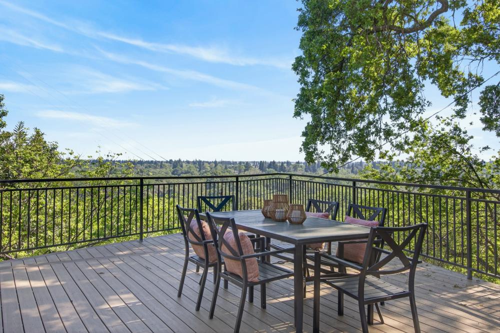 3937 Orangewood Drive