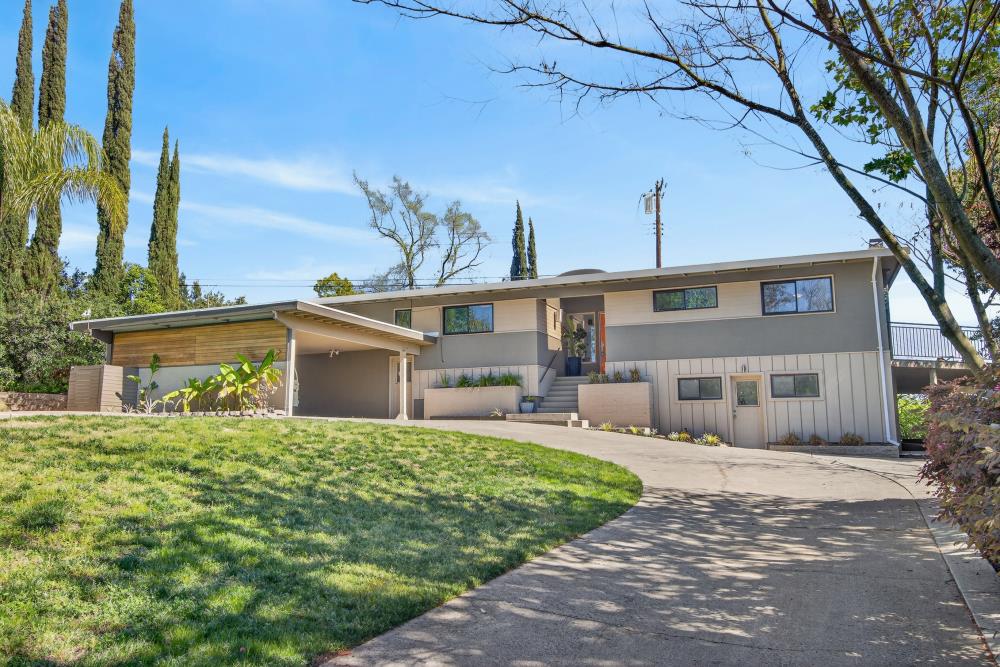 3937 Orangewood Drive